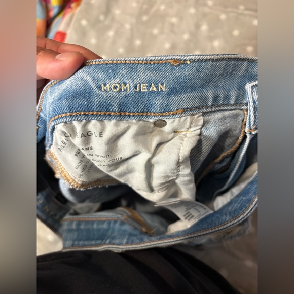 American Eagle Distressed Mom Jeans - Picture 6 of 6